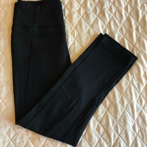 Lululemon- Black - 4 ~ Pushing Limits ~